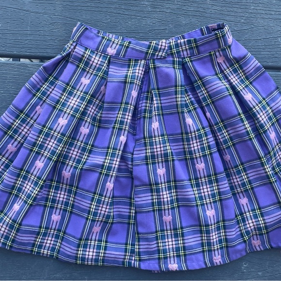 💜DEADSTOCK HOT TOPIC SKIRT💜 - Picture 4 of 5